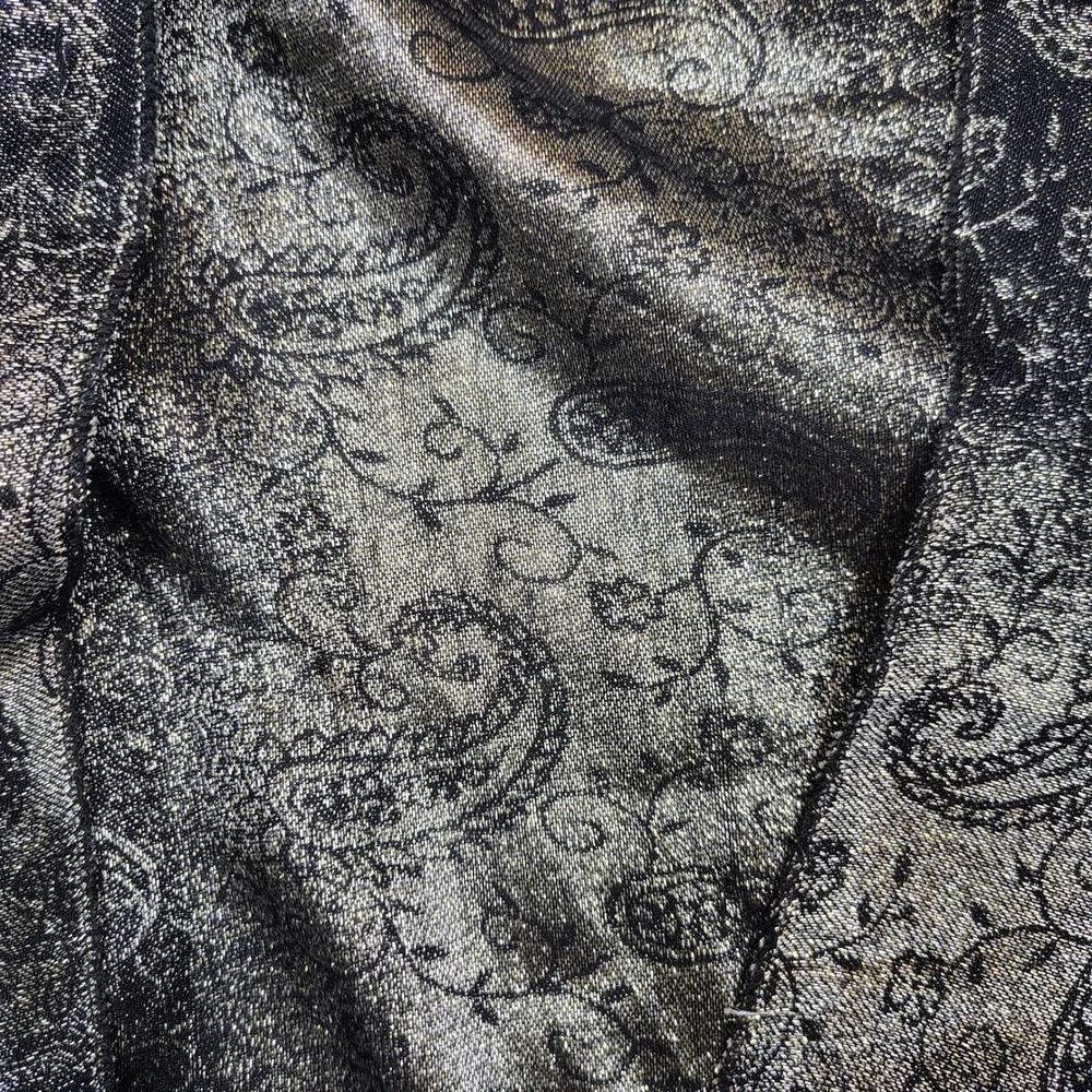 Pashmina Scarf Wrap Women OS Gold Black Metallic Paisley Silk Blend Fringed